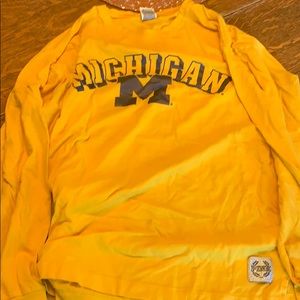 Long sleeved Michigan top